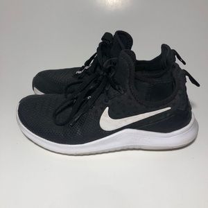 Nike Women's Free TR 8